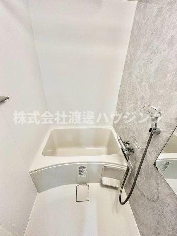 久々知3丁目一戸建の浴室