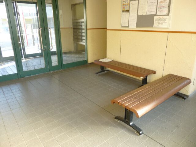 アネシス　横浜のロビー