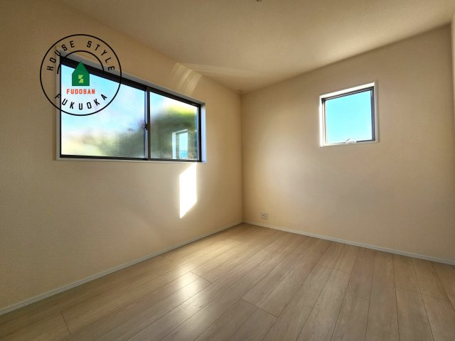 福岡市南区長住5丁目第2-3棟（3号棟）の子供部屋|穏やかな光が差し込む室内には、穏やかな時間が流れます。