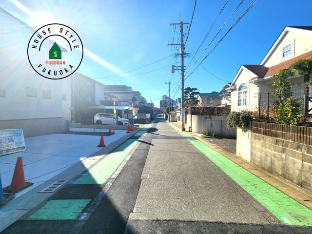 福岡市南区長住5丁目第2-3棟（3号棟）の前面道路含む現地写真|前面道路です。