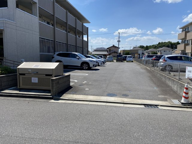 ひたち野　Proceed.palの駐車場