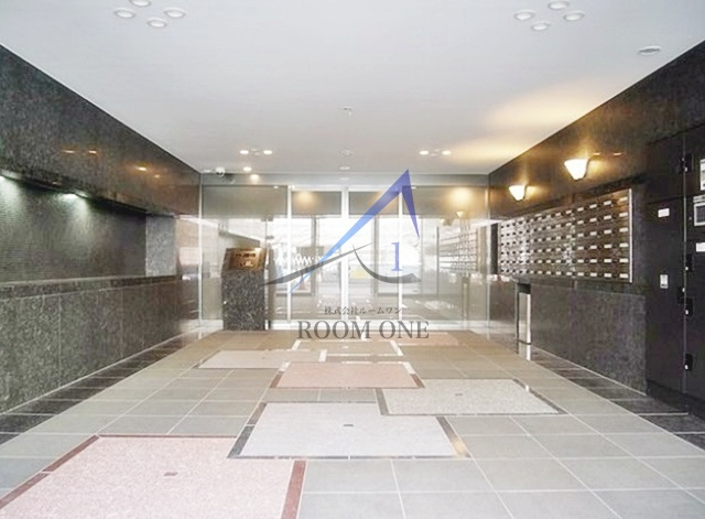 ルーブル大鳥居五番館のエントランス|エントランスです。