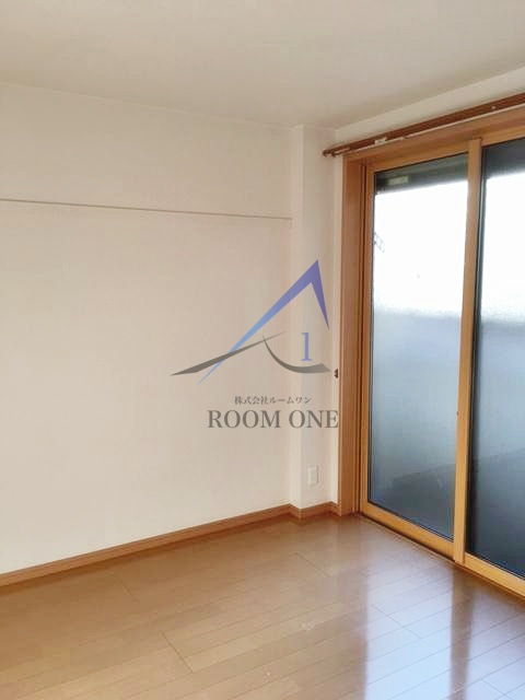 アルビレオの居間・リビング|洋室のお部屋です。