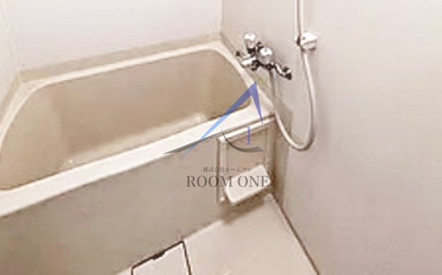 グリーンジュネスの浴室|お風呂です。