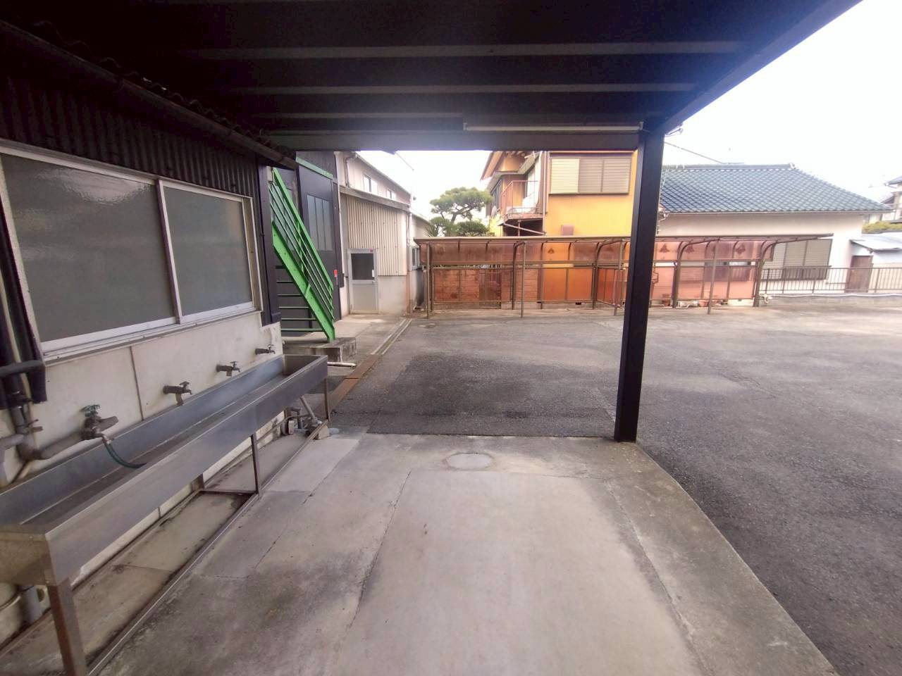 鴨田町末広　倉庫のその他