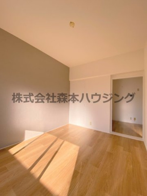 【寝室】 | 　ウエストプラザ | 寝室にいかがでしょうか