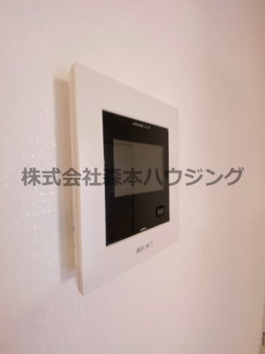 【セキュリティ】 | 　ウエストプラザ | TVモニターフォンで安心です