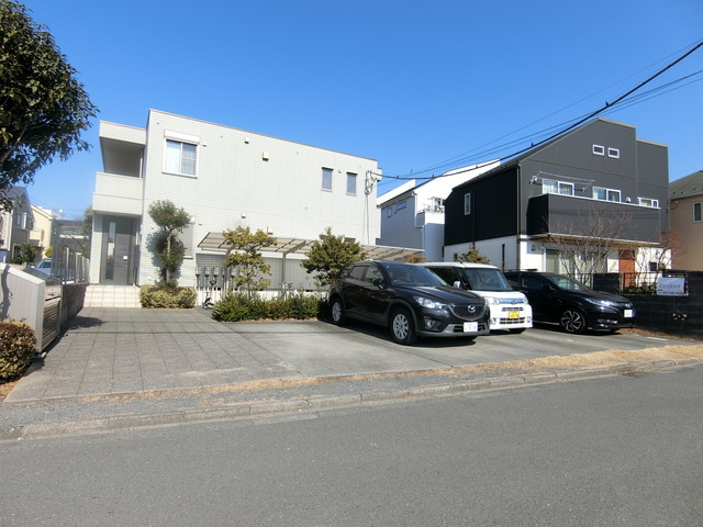 めぞん　どぅ　あんそれいゆの駐車場
