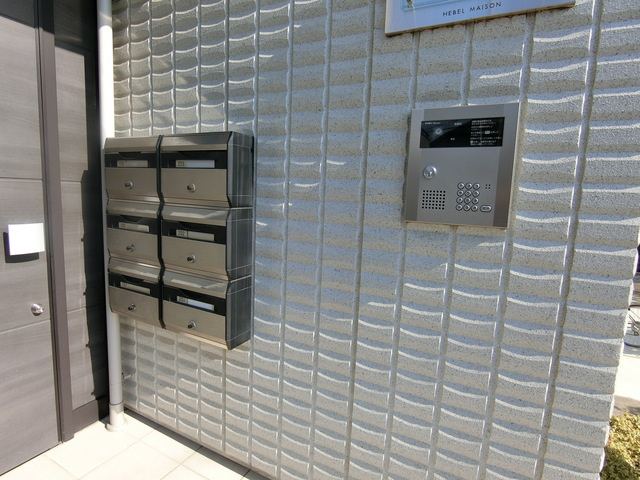 めぞん　どぅ　あんそれいゆのエントランス