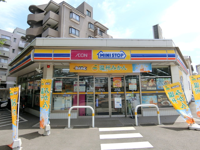 めぞん　どぅ　あんそれいゆのその他|ミニストップ国立さくら通り店