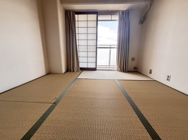 コープ野村高槻 B棟の和室