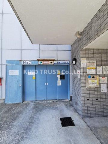 ホープシティー天神橋の駐車場|駐車場があります