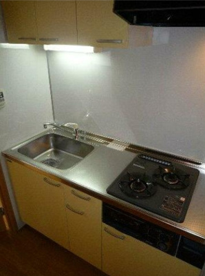 【キッチン】 | ベルハイム西山 | コンパクトなキッチンで掃除もラクラク