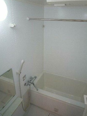 【浴室】 | ベルハイム西山 | ゆったり過ごせるお風呂です