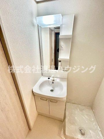 西成区橘2丁目テラスハウスの洗面所