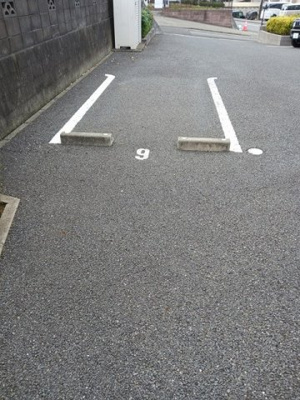 【駐車場】 | シェルメゾン | 駐車場です