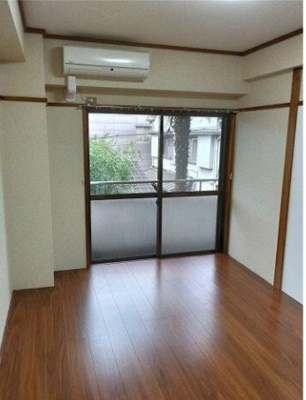 【居間・リビング】 | 第3シンエイハイム | ゆったりとした居間です