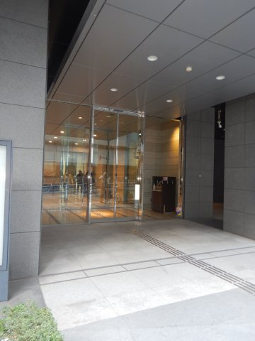 テラス渋谷美竹のエントランス