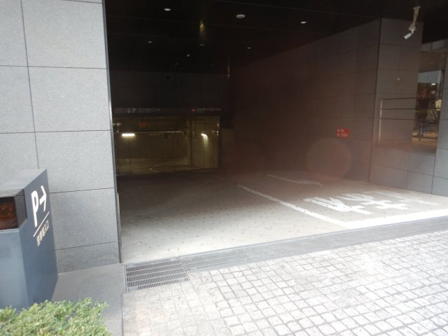 テラス渋谷美竹の駐車場