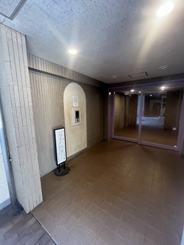 ザ・ウィンベル仙台堀公園サニーウイングのエントランス