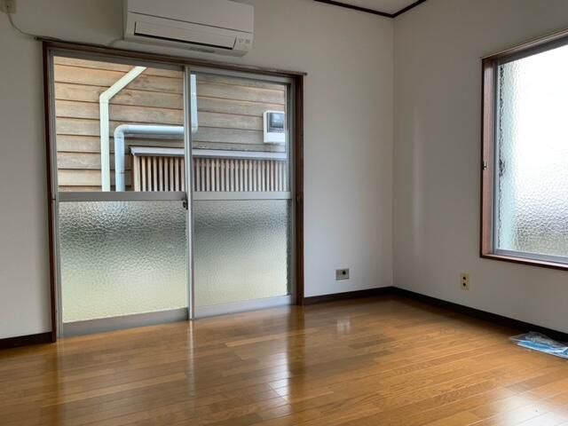 花輪貸家の居間・リビング