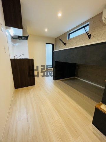 仲介手数料0円！プリシェール名塚の居間・リビング