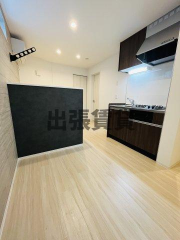 仲介手数料0円！プリシェール名塚の居間・リビング