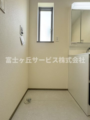 【ランドリースペース】 | 静岡市葵区田町6丁目 7期 新築一戸建て A号棟 | 洗濯機置き場です