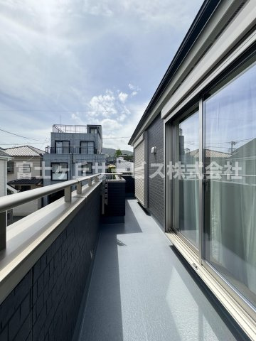 【バルコニー】 | 静岡市葵区田町6丁目 7期 新築一戸建て A号棟 | 陽当たり良好なバルコニーです