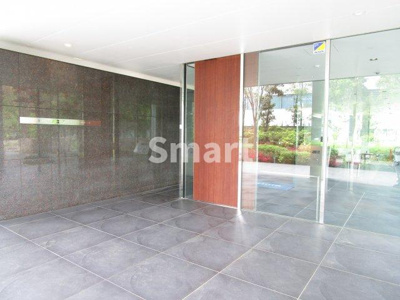 【エントランス】 | Brillia ist 中野セントラルパーク