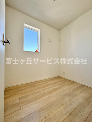 【洋室】 | 静岡市葵区古庄5丁目 4期 新築一戸建て 1号棟 | ストレージルームです