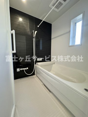 【浴室】 | 静岡市葵区古庄5丁目 4期 新築一戸建て 5号棟 | ゆったりくつろげるお風呂です