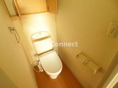 【トイレ】 | エンジェルスター | 温水洗浄便座付きのトイレ。