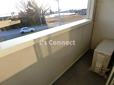 【バルコニー】 | エンジェルスター | ２階のお部屋で洗濯物もたくさん干せます。