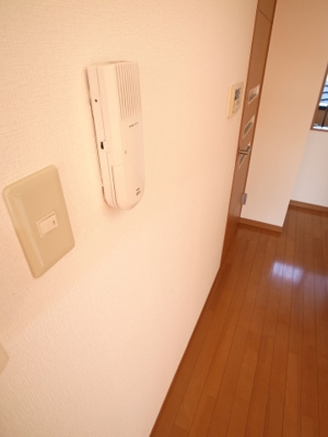 【セキュリティ】 | ドルチェスカイⅡ | インターフォンで来客のチェックを。