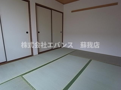 【寝室】 | セジュール大森 | 広くて明るい寝室