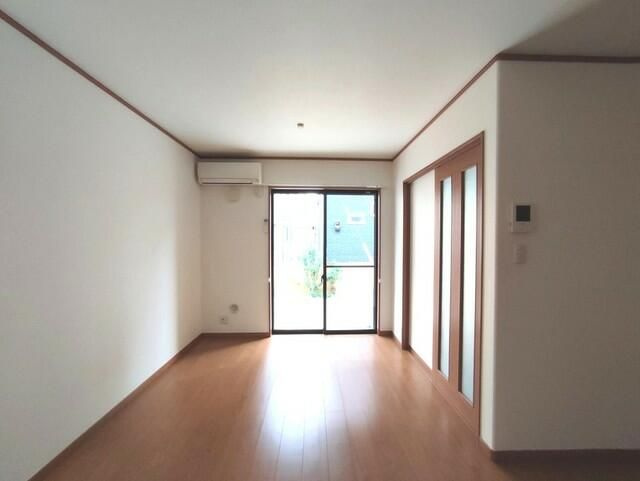 グレイス津田沼の居間・リビング