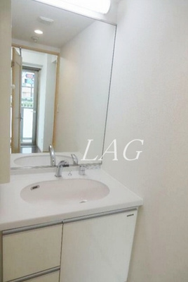 【洗面所】 | オーク高輪Ⅱ | 洗面台です。