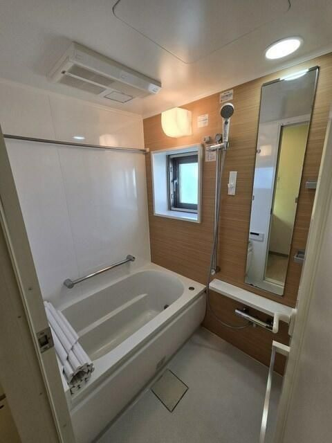 アンビシャス船橋の浴室