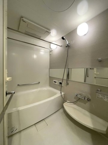 和泉府中レジデンスタワーの浴室
