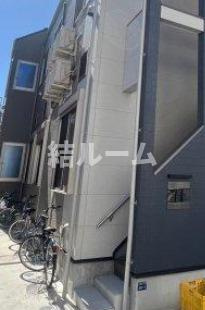 板橋区大谷口２丁目のアパートのエントランス