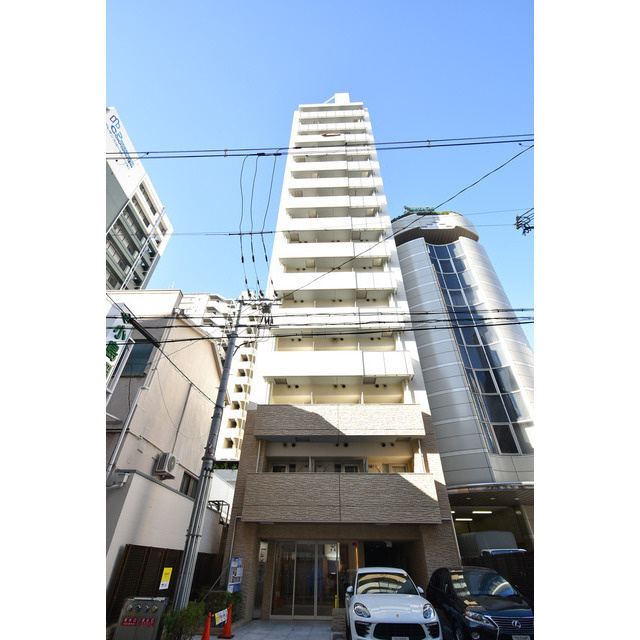 ラクラス長堀橋の外観