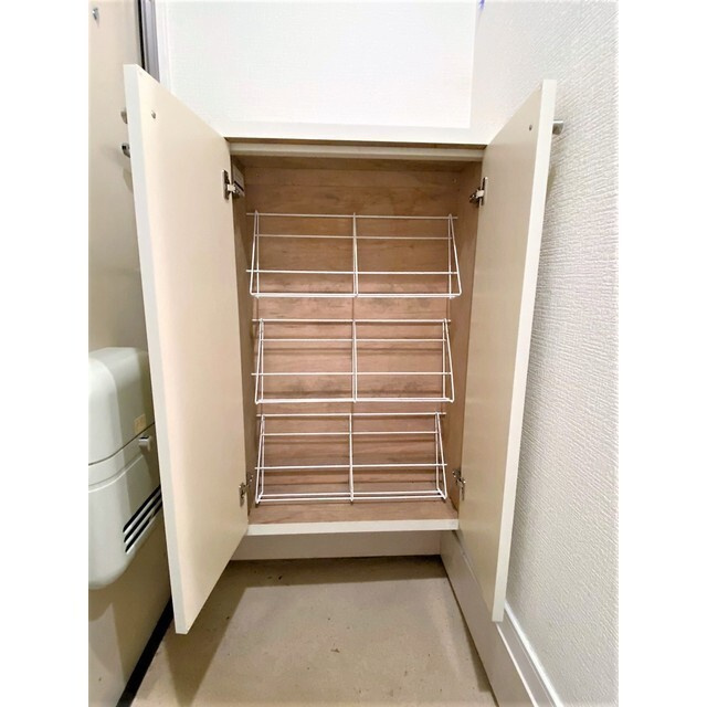 ＩＲＩＥ　ＦＬＯＯＲＳの内装