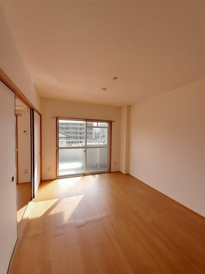 【内装】 | ファミーユⅡ