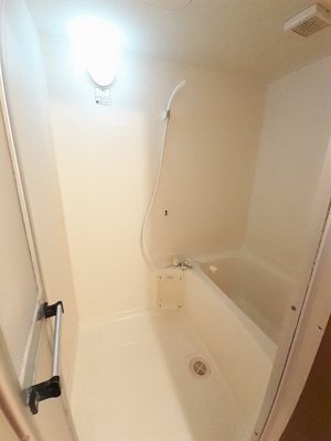 【浴室】 | ファミーユⅡ