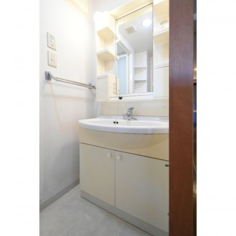 ボヌール千里中央弐番館の洗面所