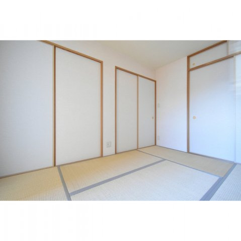 ボヌール千里中央弐番館