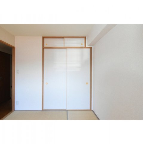 ボヌール千里中央弐番館