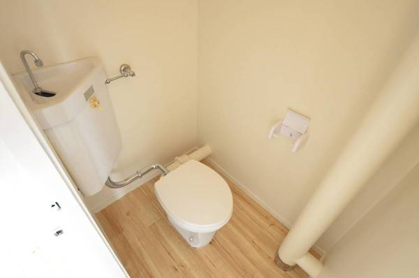 ビレッジハウス宝地2号棟のトイレ|モデルルームの写真です