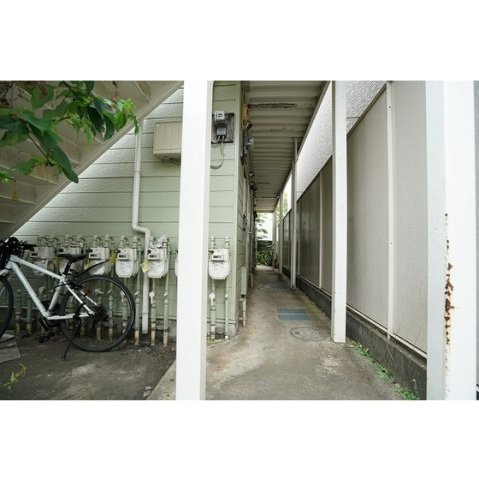 富士ハウスのエントランス|１Fエントランス